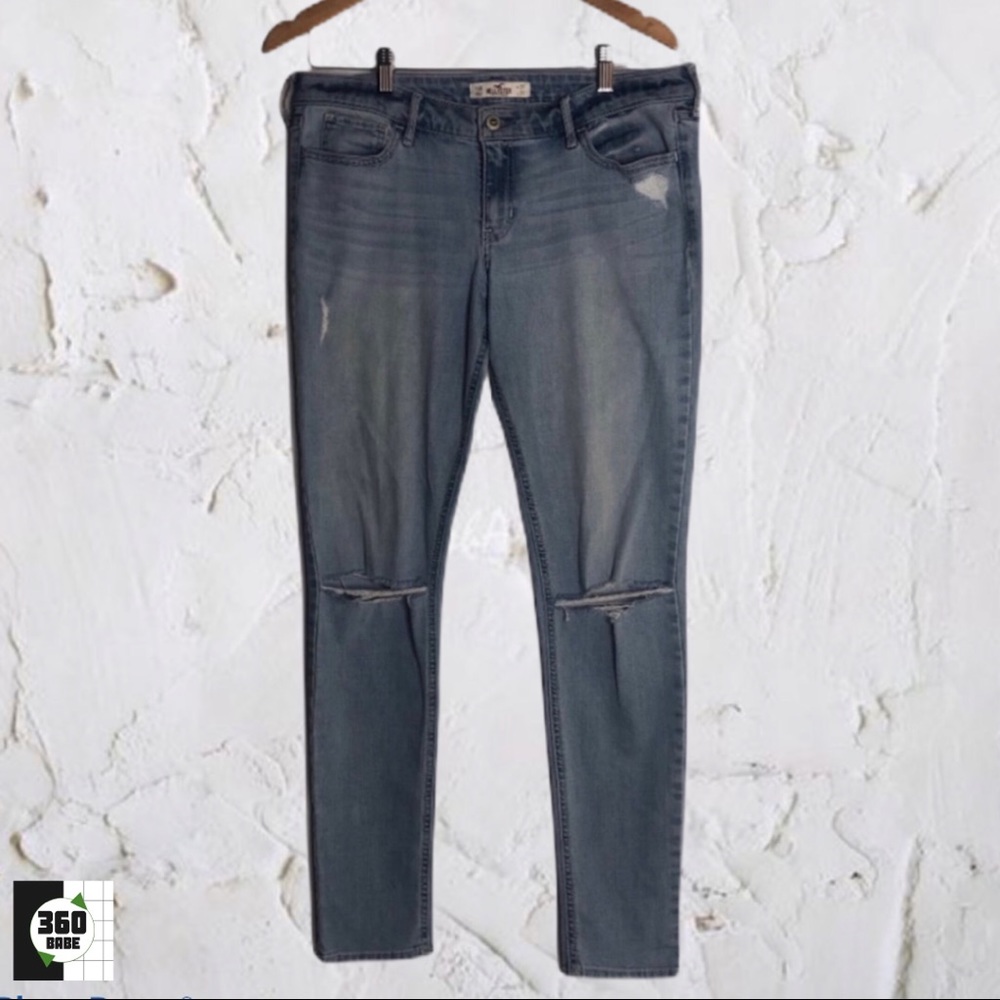 Hollister Low-Rise Super Skinny Jeans
